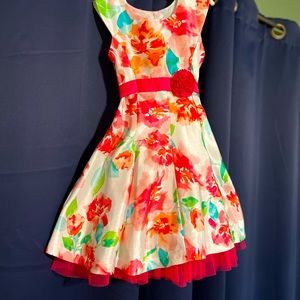 Girls floral pink flower and tie dress.